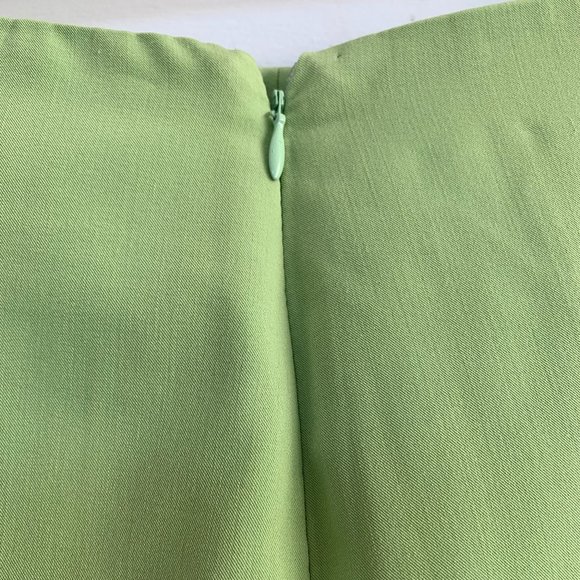Beautiful Green Skirt - Perfect for Spring/Summer! - Picture 9 of 13